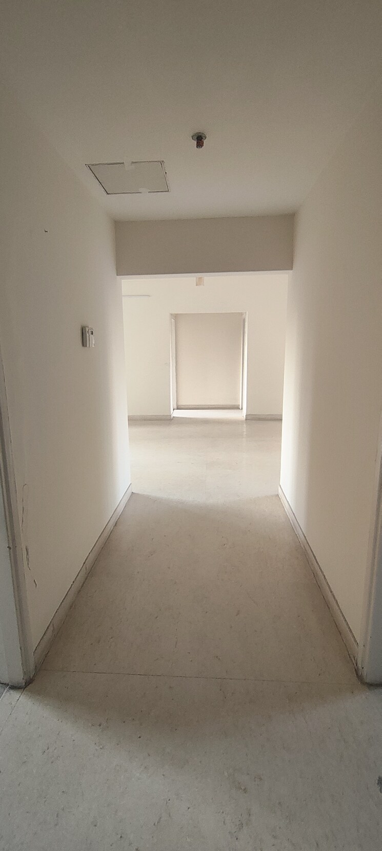 Room, emaar-mgf-the-palm-drive-villas 4 Bedroom 4200 Sq.Ft. Penthouse In Sector 66 Gurgaon 9870305