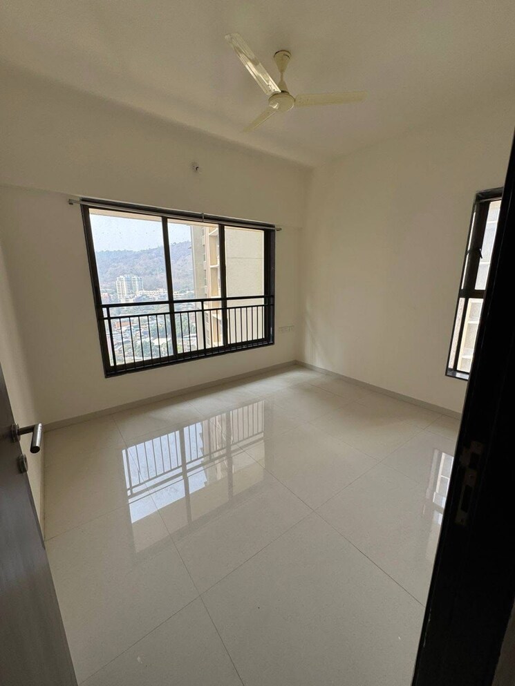 Bedroom, runwal-the-sanctuary 2.5 Bedroom 990 Sq.Ft. Apartment In Sambhaji Nagar Mumbai 9870830