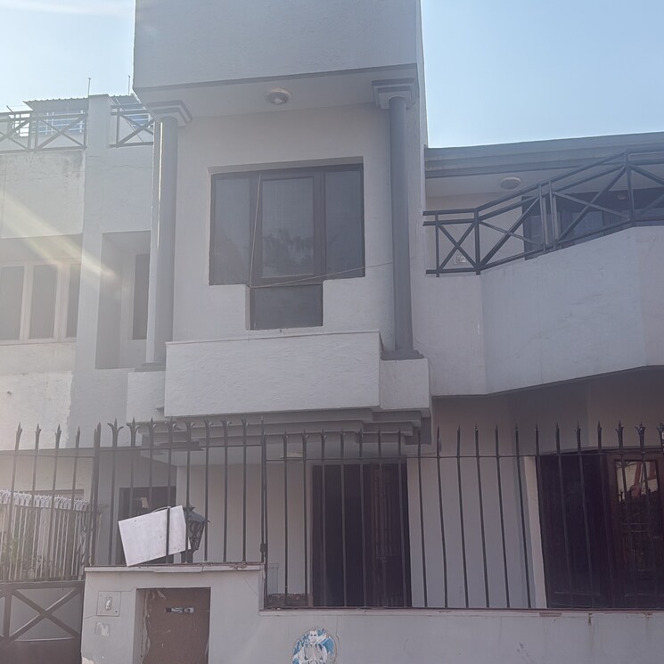 Kitchen, palam-vihar-residents-association 3.5 Bedroom 204 Sq.Ft. Villa In Palam Vihar Gurgaon 9872502