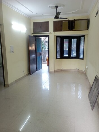 2 BHK Flat for Rent in Dwarka, Delhi