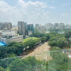 6 BHK Apartment – Garden View at Juhu - for Sale