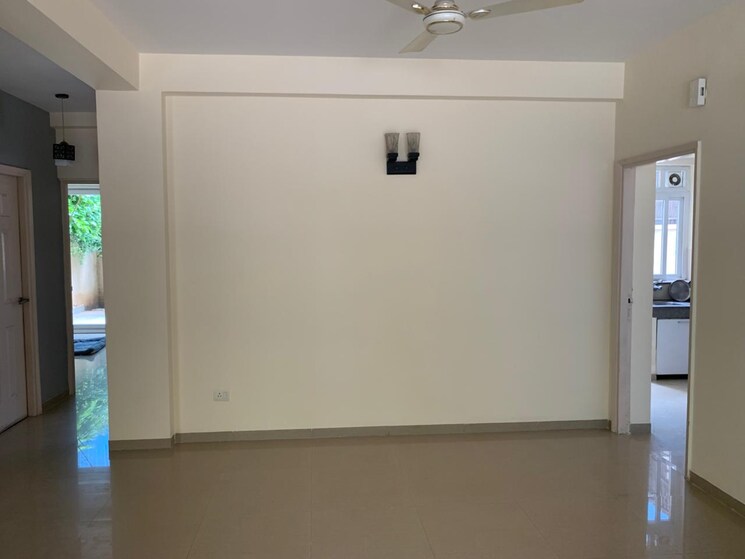 Room, emaar-mgf-emerald-hills 3 Bedroom 267 Sq.Yd. Builder Floor In Sector 65 Gurgaon 9874653