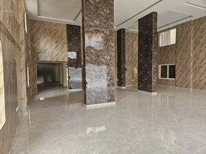 Lift in 3 BHK Apartment at Aditya Capitol Heights, Hi Tech City – for Rent