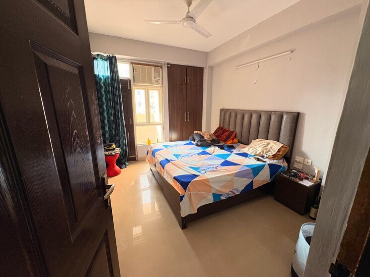 Bedroom, mahagun-moderne 3 Bedroom 1550 Sq.Ft. Apartment In Sector 78 Noida 9875014