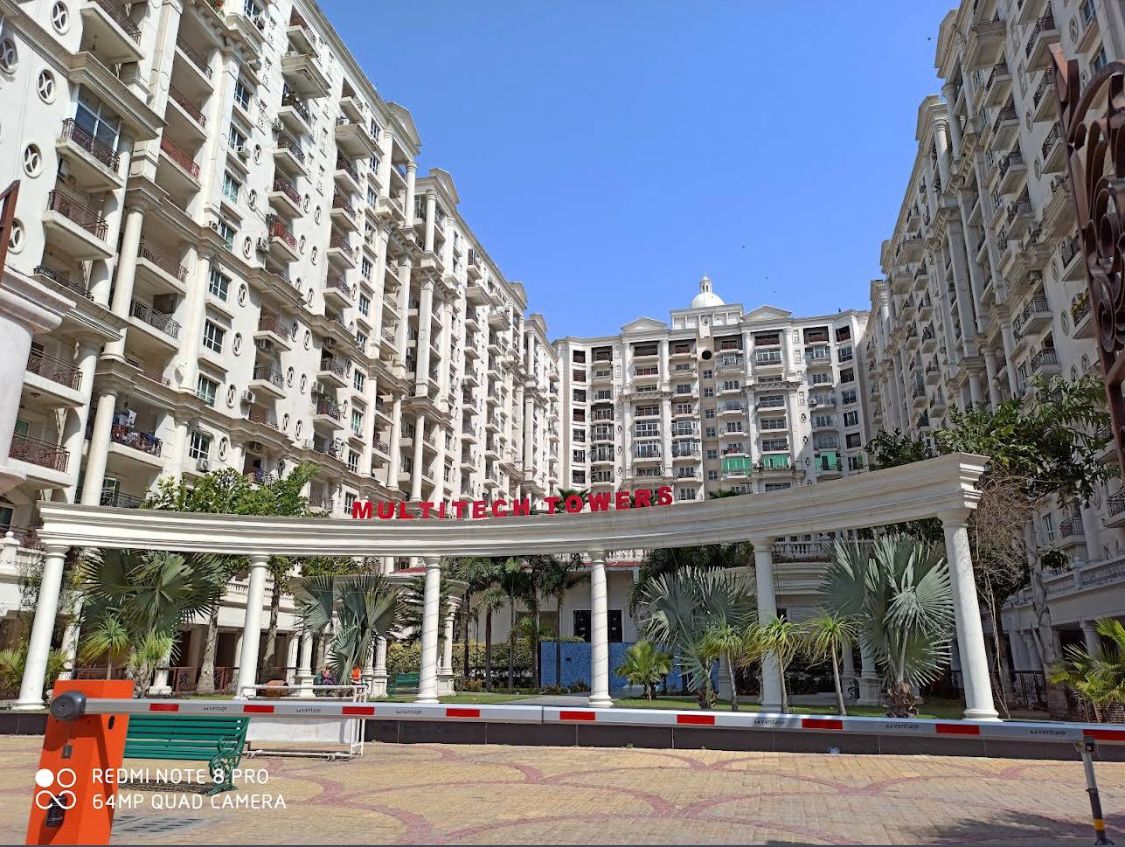 3 BHK + Servant Room Apartment For Sale in Aerocity