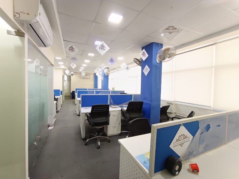 Team Area, sector 2 Commercial Office Space 2120 Sq.Ft. In Sector 2 Noida 9878940
