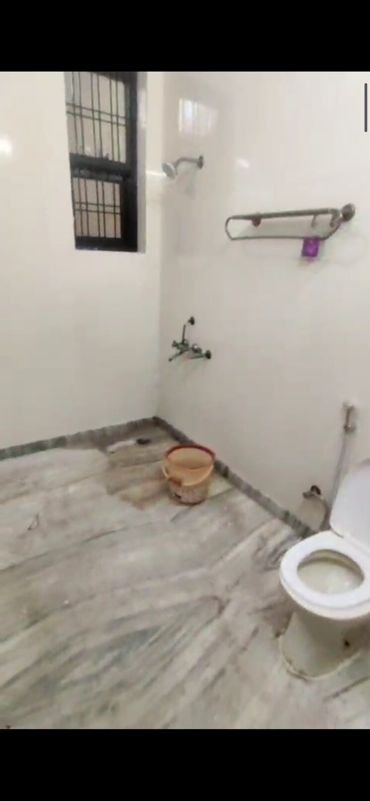Bathroom, sector 37 3 Bedroom 200 Sq.Yd. Builder Floor In Sector 37 Faridabad 9879044