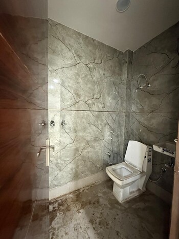 3 BHK Builder Floor for Sale in Govindpuri, Delhi