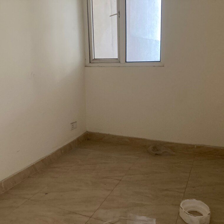 Other, gaur-yamuna-city-16th-park-view 2 Bedroom 1270 Sq.Ft. Apartment In Sector 19 Yamuna Expressway Greater Noida 9881920