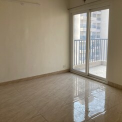 2 BHK + Study Room Apartment For Rent in Gaur Yamuna City 16th Park View