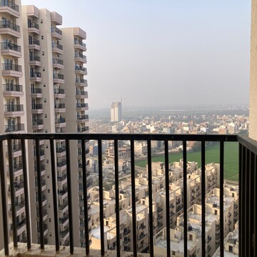 2 BHK Apartment – Exterior View View at Gaur Yamuna City 16th Park View, Sector 19 Yamuna Expressway - for Rent