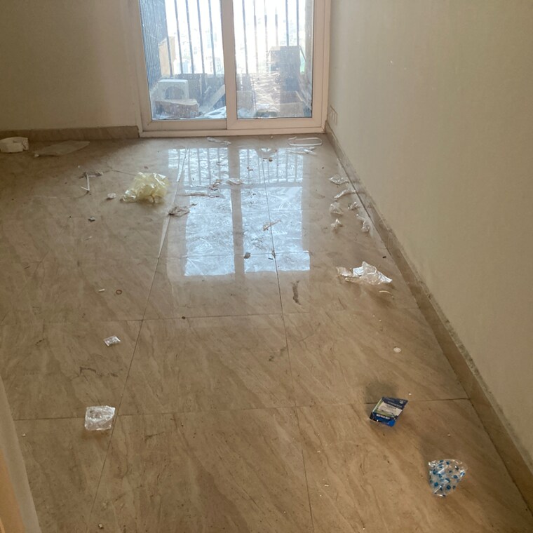 Room, gaur-yamuna-city-16th-park-view 2 Bedroom 1270 Sq.Ft. Apartment In Sector 19 Yamuna Expressway Greater Noida 9881920
