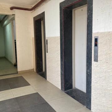  2 BHK Apartment at Gaur Yamuna City 16th Park View, Sector 19 Yamuna Expressway – for Rent