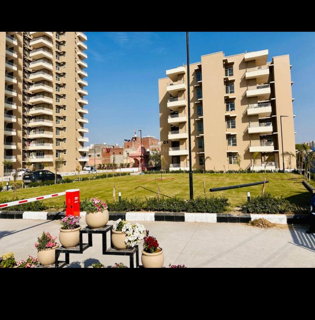 3 BHK Apartment For Sale in Vashisht Heights