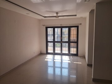 Room in 3 BHK Apartment at Ramky Utsav Apartments, Sanjay Nagar – for Rent