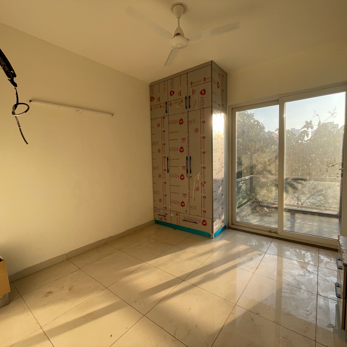 3 BHK + Pooja Room,Servant Room,Extra Room Builder Floor For Rent in BPTP Amstoria