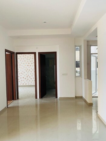 Prateek Grand City