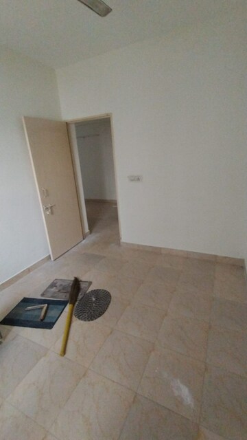 Furnished Amenities in 2 BHK Apartment at Adore Happy Homes, Sector 86 – for Rent