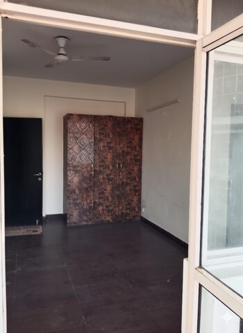 3 BHK Flat for Sale in Gomti Nagar, Lucknow