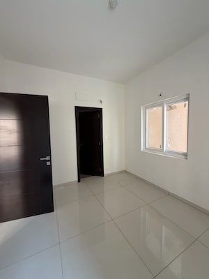 2 BHK Apartment For Sale in Rajapushpa Imperia, Tellapur