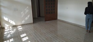 Room in 3 BHK Independent House at Sector 7 – for Rent