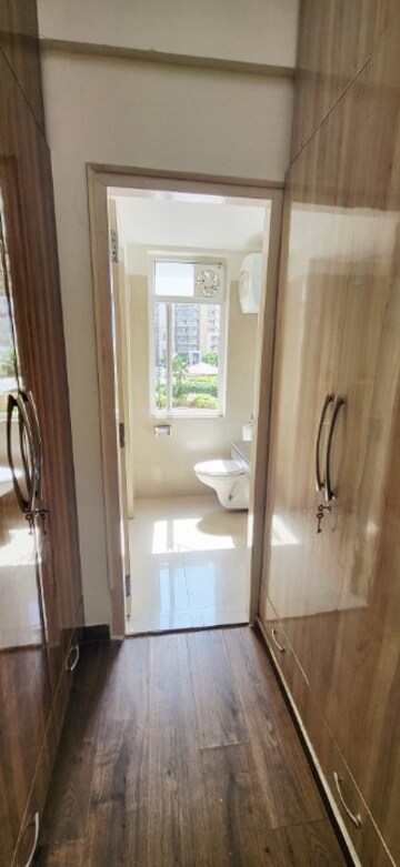 Bathroom in 4 BHK Apartment at Emaar Palm Hills, Sector 77 – for Rent