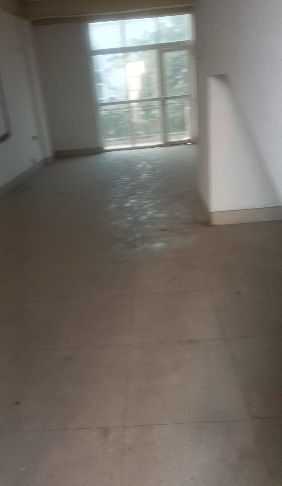 230 Sq.Yd. Office Space in Omaxe Sun