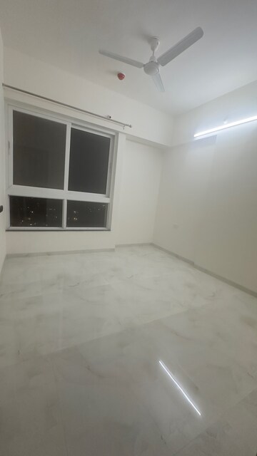 Room in 2 BHK Apartment at VTP HiLife, Wakad – for Rent
