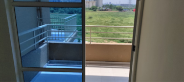 Furnished Amenities in 3 BHK Apartment at Pyramid Urban Homes 2, Sector 86 – for Rent