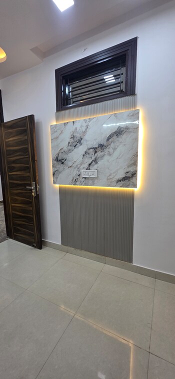 2 BHK Builder Floor for Sale in Vishwas Park, Delhi