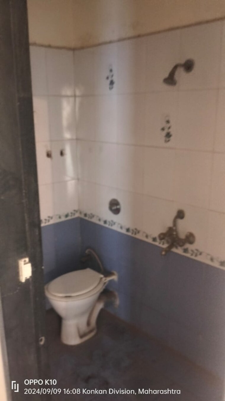 Bathroom, parshwanath-galaxy 2 Bedroom 750 Sq.Ft. Apartment In Ghodbunder Road Thane 9892274