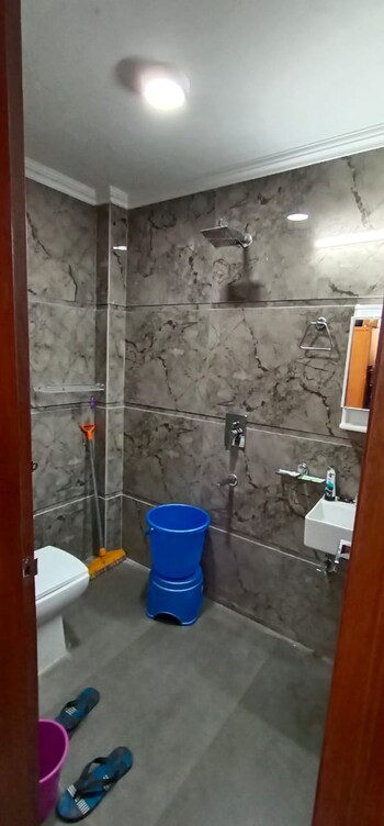 3 BHK Builder Floor for Sale in Panchsheel Vihar, Delhi