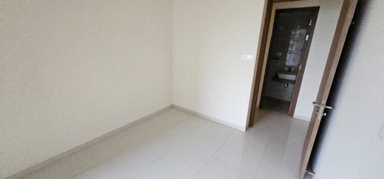 Room, prestige-siesta 3 Bedroom 1005 Sq.Ft. Apartment In Mulund West Mumbai 9893241