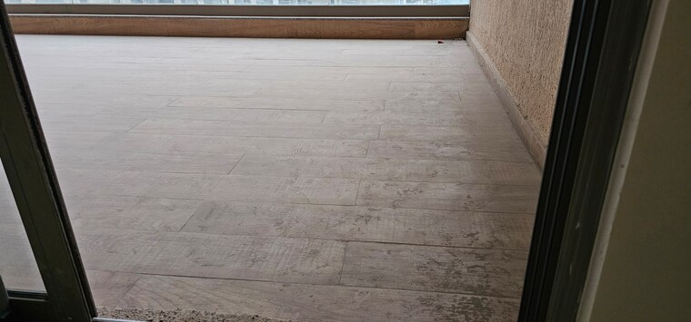 Room, prestige-siesta 3 Bedroom 1005 Sq.Ft. Apartment In Mulund West Mumbai 9893241