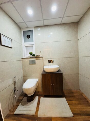3 BHK Builder Floor for Sale in Nagla Road, Zirakpur