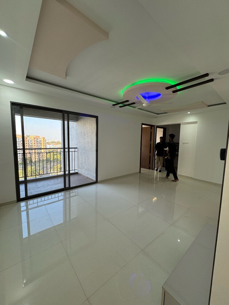 Room, lodha-bella-vita 2 Bedroom 741 Sq.Ft. Apartment In Nibm Road Pune 9894330