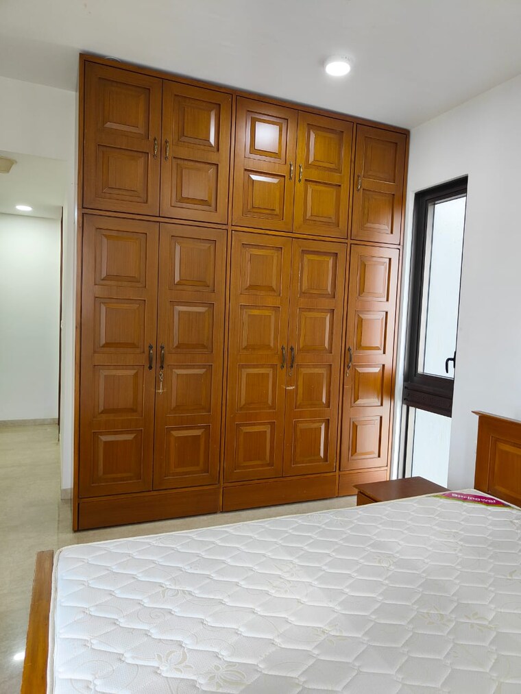 Room, lodha-parkside 2 Bedroom 1250 Sq.Ft. Apartment In Worli Mumbai 9894754