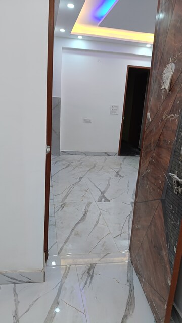 Room in 2 BHK Builder Floor at Shalimar Garden Extension I – for Sale