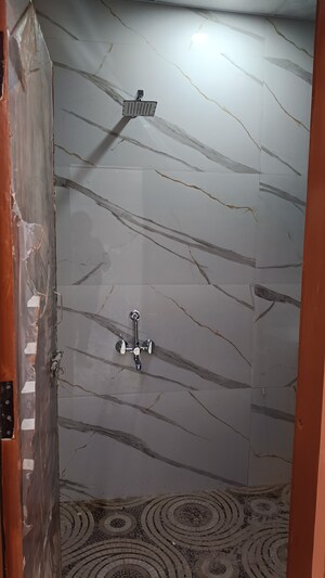 Furnished Amenities in 2 BHK Builder Floor at Shalimar Garden Extension I – for Sale