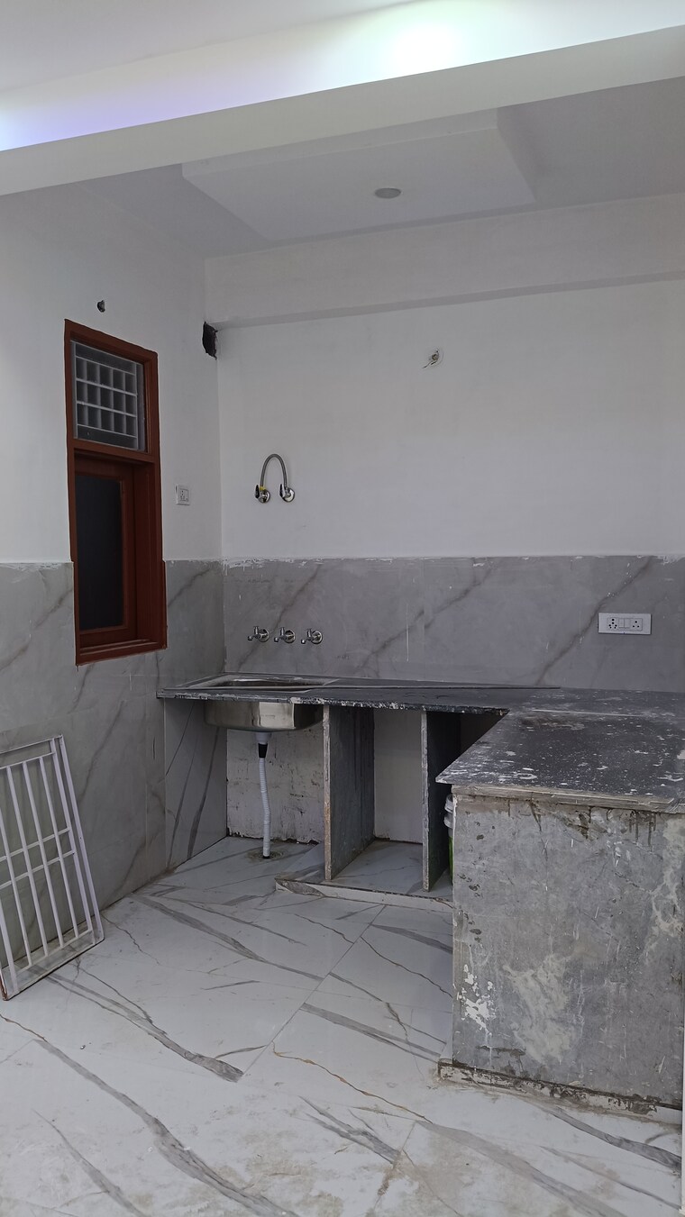 Kitchen, shalimar garden extension i 2 Bedroom 800 Sq.Ft. Builder Floor In Shalimar Garden Extension I Ghaziabad 9895337
