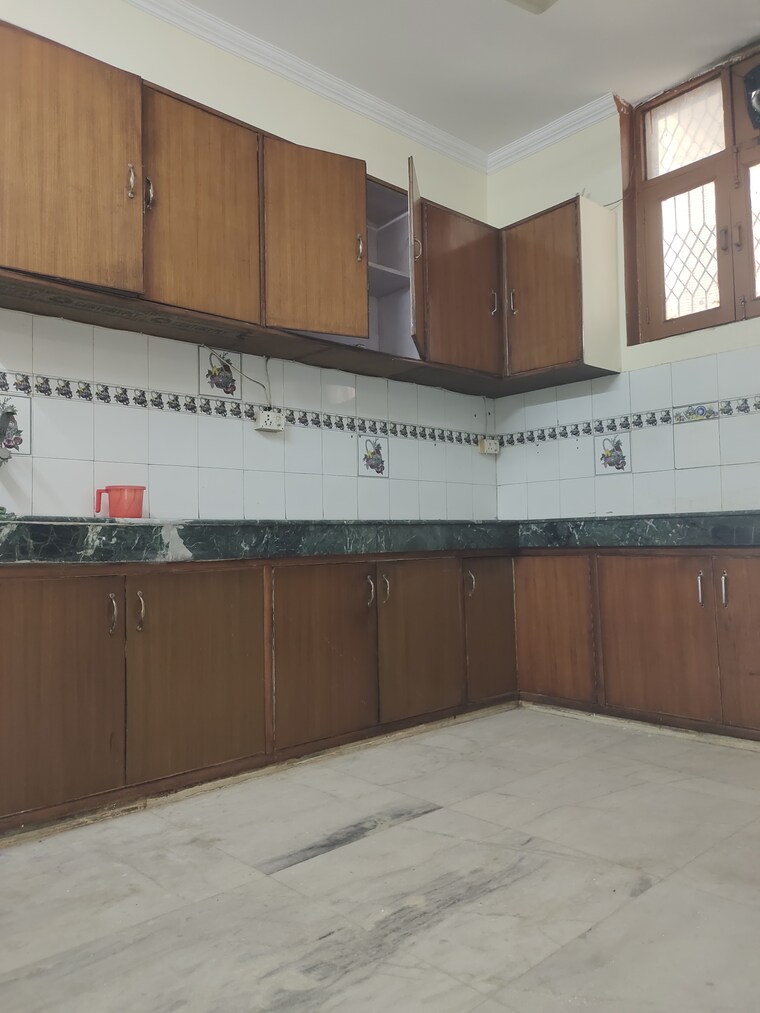 Balcony, greater kailash i 3 Bedroom 1800 Sq.Ft. Builder Floor In Greater Kailash I Delhi 9895640