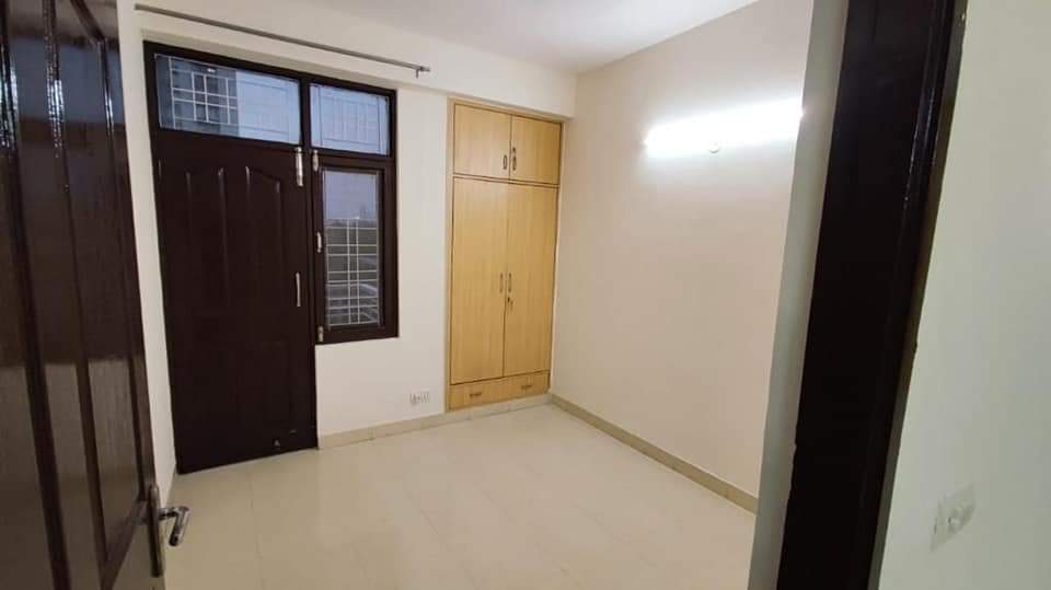 3 BHK Apartment For Rent in Tulip White