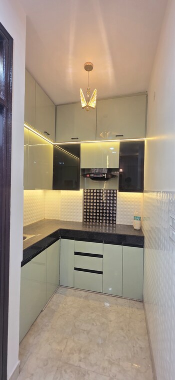 2 BHK Builder Floor for Sale in Vishwas Park, Delhi