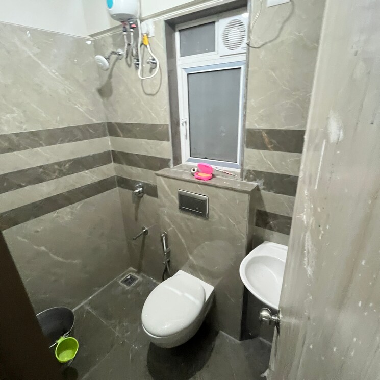 Bathroom, shraddha-pleasant 1 Bedroom 370 Sq.Ft. Apartment In Vikhroli East Mumbai 9896922