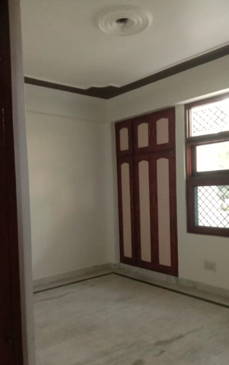 Room, kavi nagar 3 Bedroom 1550 Sq.Ft. Builder Floor In Kavi Nagar Ghaziabad 9896958