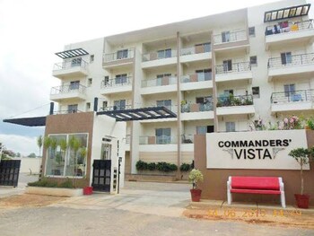 Century Commanders Vista