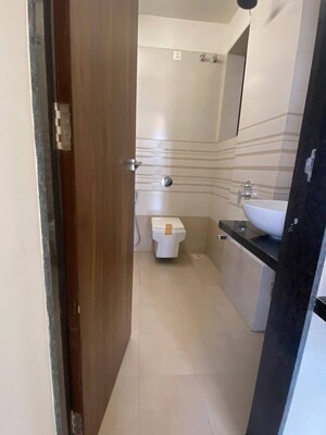 Bathroom in 3 BHK Apartment at Mahaavir Pride, Dombivli East – for Sale