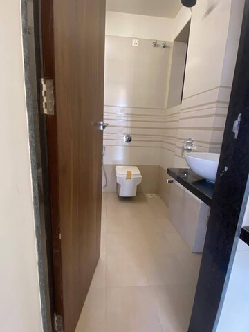 Bathroom in 3 BHK Apartment at Mahaavir Pride, Dombivli East – for Sale