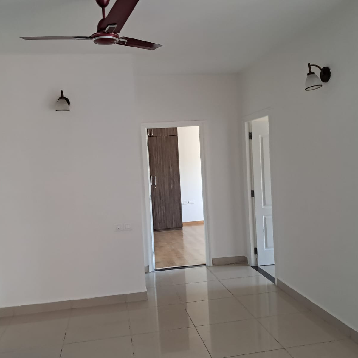 2 BHK + Pooja Room Apartment For Rent in Mantri Lithos