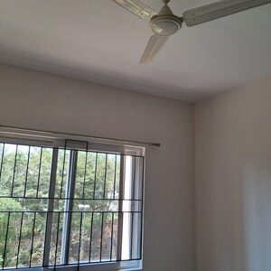 Room in 2 BHK Apartment at Mantri Lithos, Thanisandra – for Rent